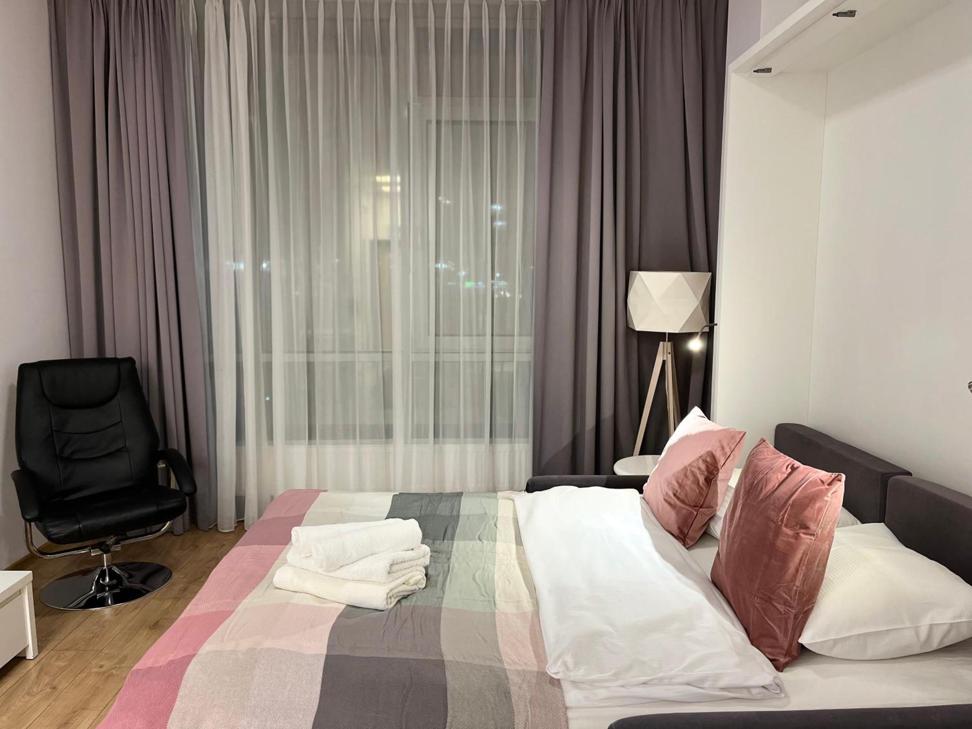 Aleje Jerozolimskie 216 By Perfect Apart Warsaw Ngoại thất bức ảnh